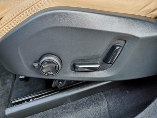 Volvo XC90 T8 AWD Recharge PHEV Ultra Dark Geartronic