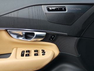 Volvo XC90 T8 AWD Recharge PHEV Ultra Dark Geartronic