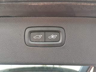 Volvo XC90 T8 AWD Recharge PHEV Ultra Dark Geartronic