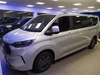 Ford Tourneo Custom Bus 2,0 EcoBlue 320 L2H1 FWD Titanium