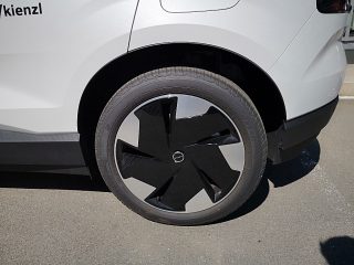 Volvo EX30 Twin Motor Performance AWD 69kWh Plus