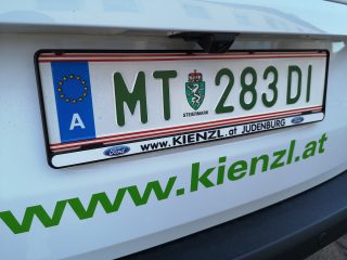 Ford E-Tourneo Courier Titanium