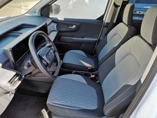 Ford E-Tourneo Courier Titanium