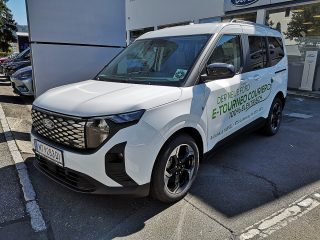 Ford E-Tourneo Courier Titanium