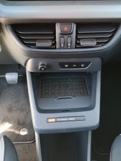 Ford E-Tourneo Courier Titanium