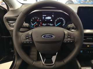 Ford Focus Turnier 1,0 EcoBoost Hybrid Titanium