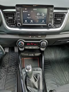KIA Stonic 1,6 CRDI SCR ISG Silber