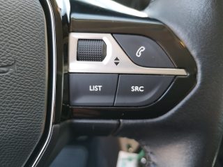 Peugeot 2008 PureTech 100 S&S Active 6-Gang-Manuell