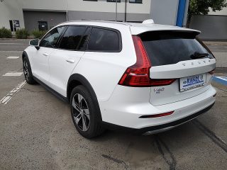 Volvo V60 Cross Country Plus B4 AWD Geartronic