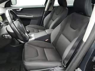 Volvo XC60 D4 Momentum AWD