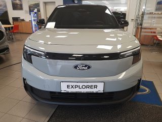 Ford Explorer Select AWD (Extended Range 77KWh)